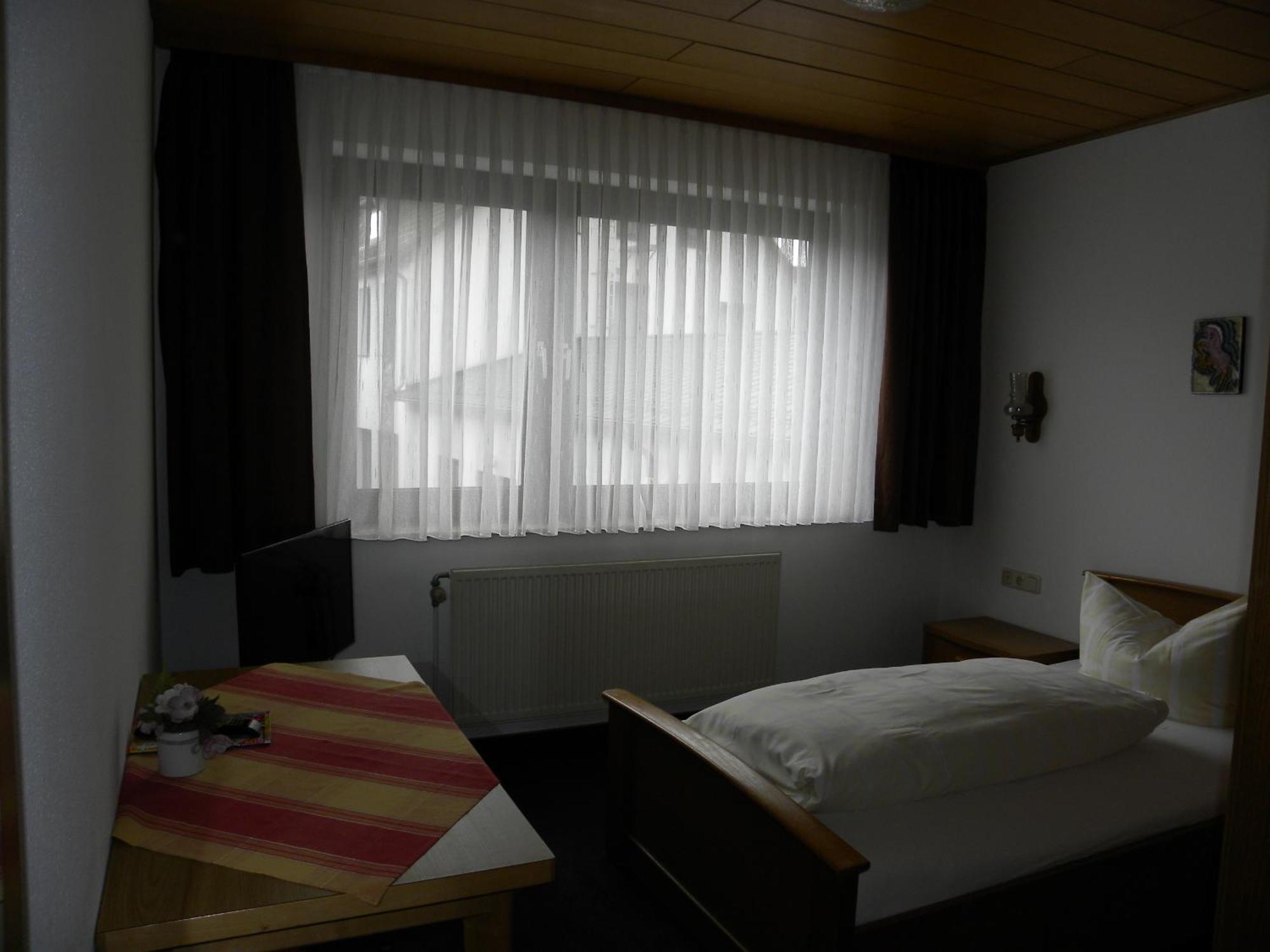 Hotel Thueringer Hof à Richelsdorf Extérieur photo