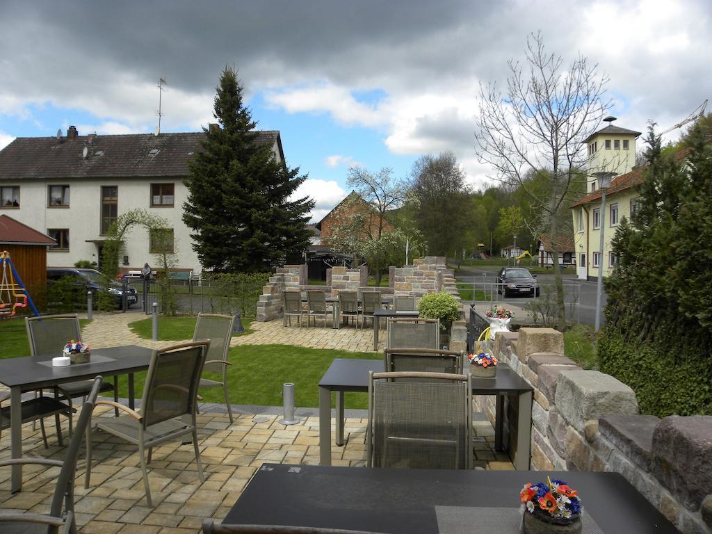 Hotel Thueringer Hof à Richelsdorf Extérieur photo
